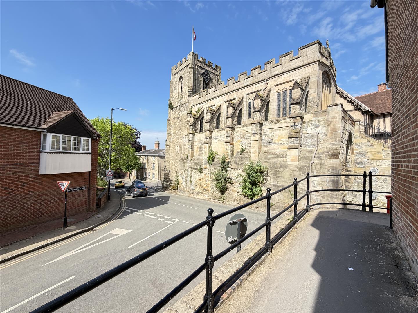 Leycester Place, Central Warwick 16