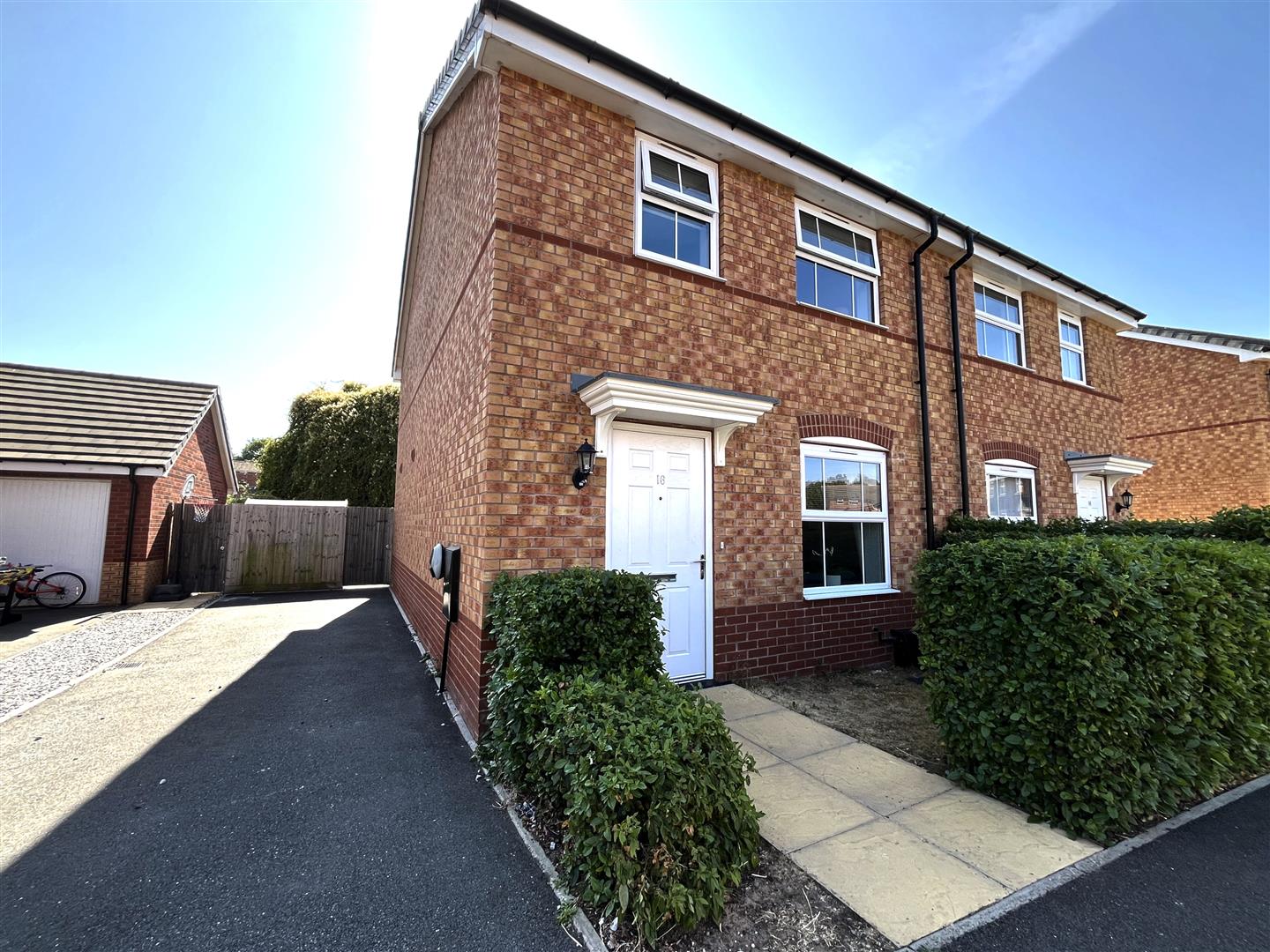 Yew Tree Way, Barford, Warwick