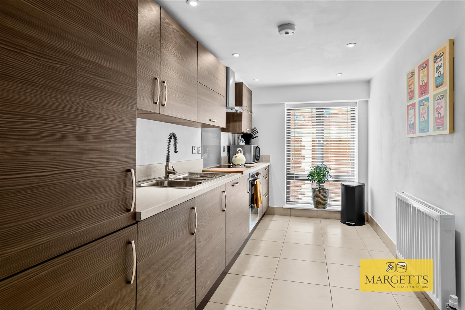 Swan Court, Swan Street, Warwick 11