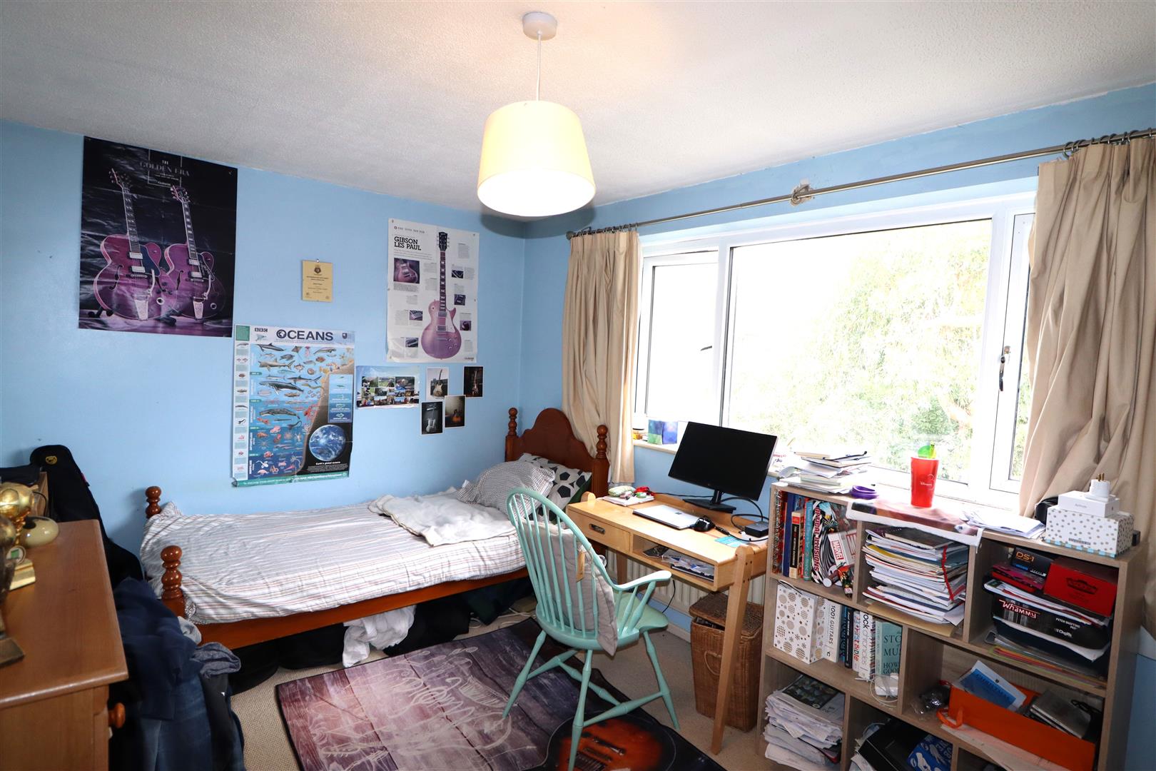 Rich Close, Warwick 16