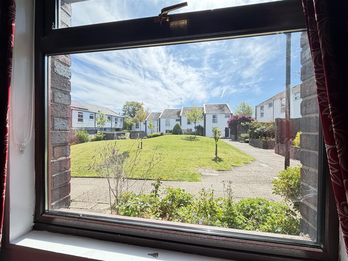 Fields Court, Off Cliffe Way, (or Coventry Rd) Warwick 7