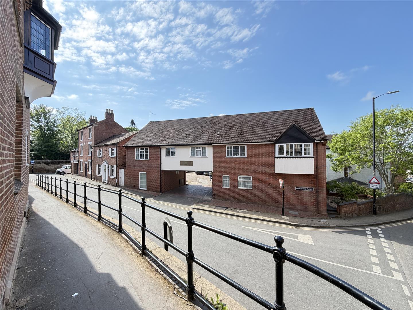 Leycester Place, Central Warwick 3