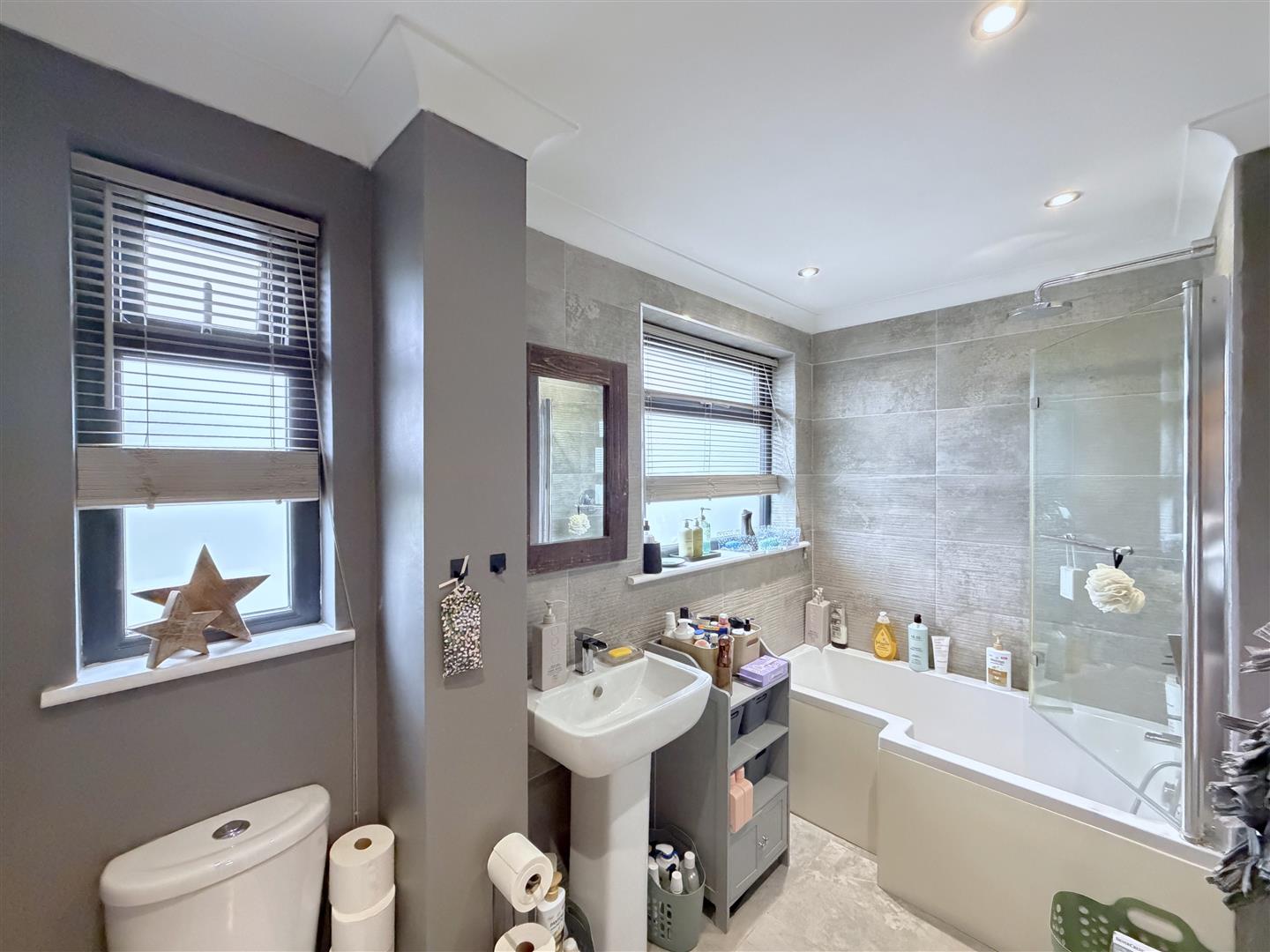 Exham Close, Woodloes Park, Warwick 16