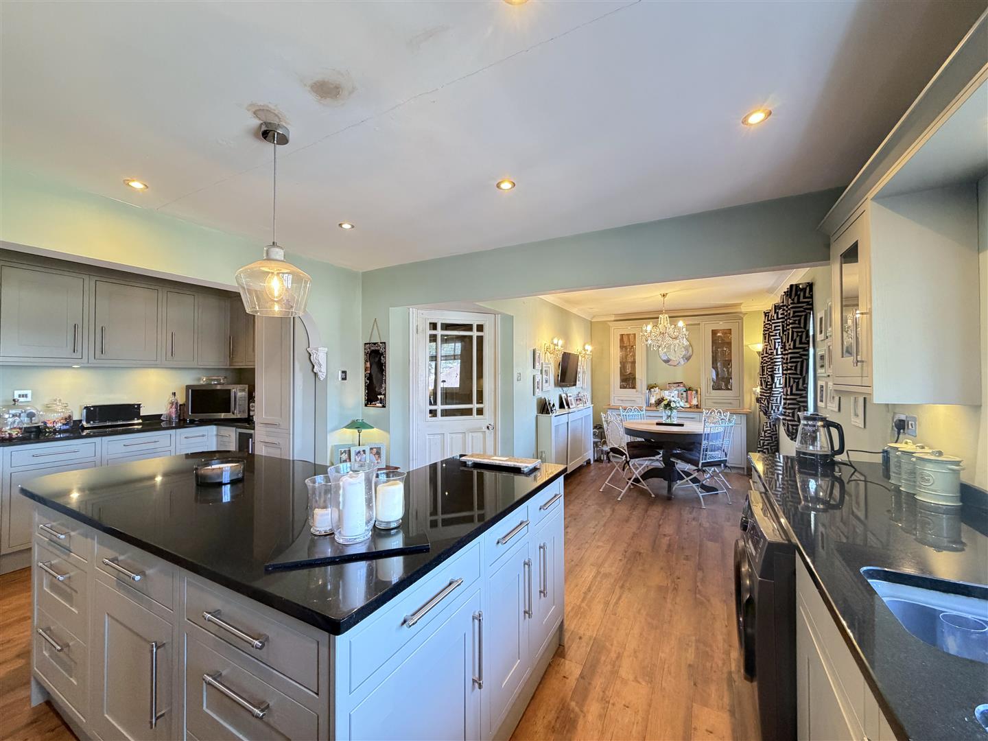 Greville Road, Warwick 6