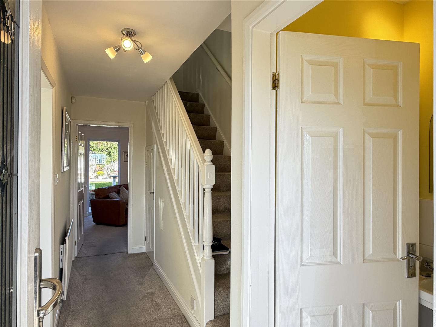 Hathaway Drive, Woodloes Park, Warwick 11