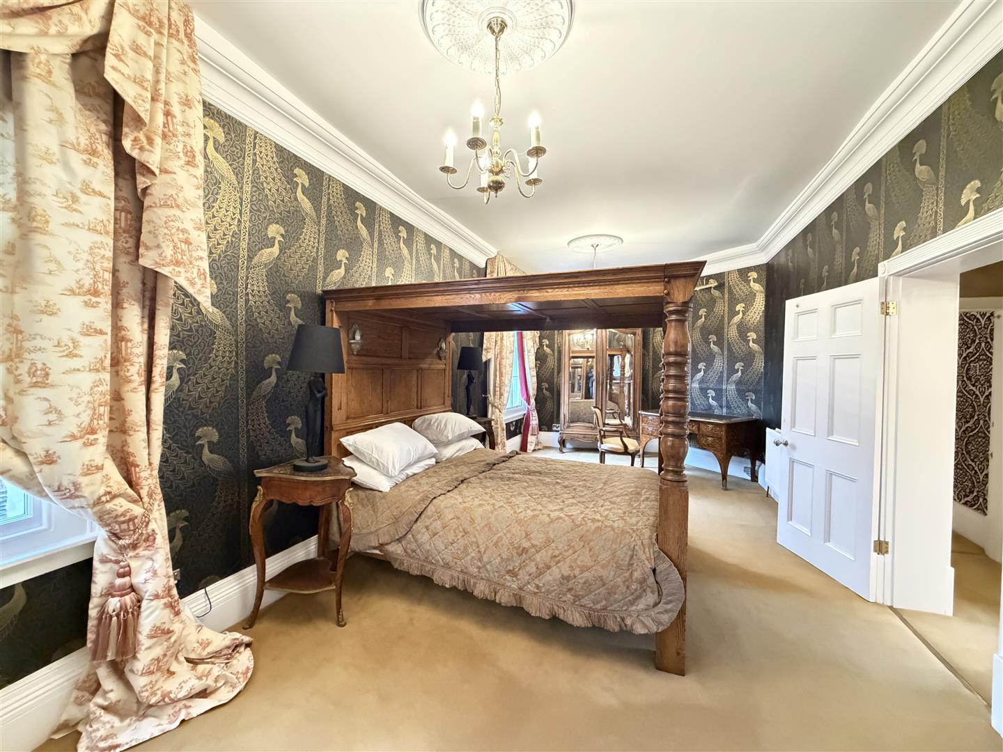 High Street, Warwick 12