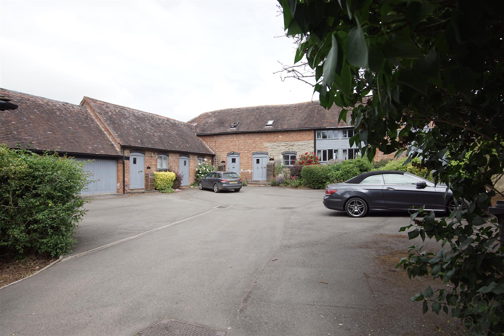 Norton Lindsey Road, Hampton-on-the-Hill, WARWICK 2