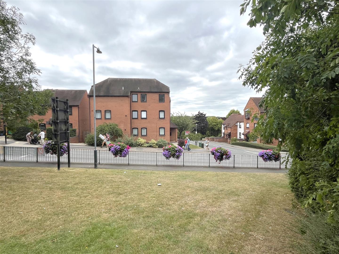 Oken Court, Central Warwick 1