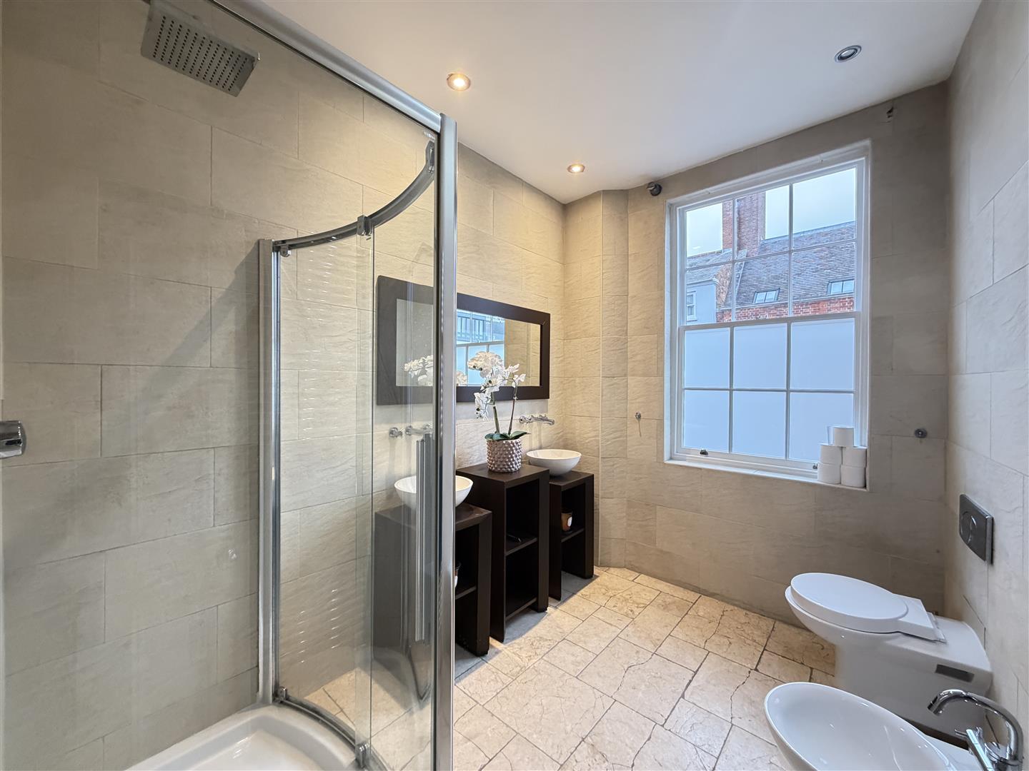 High Street, Warwick 14