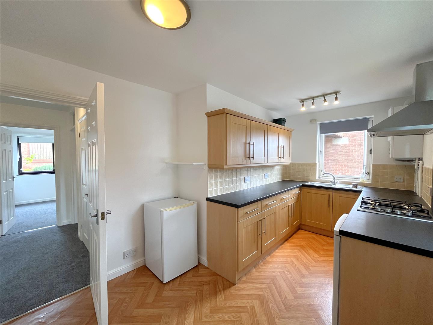 Oken Court, Central Warwick 6
