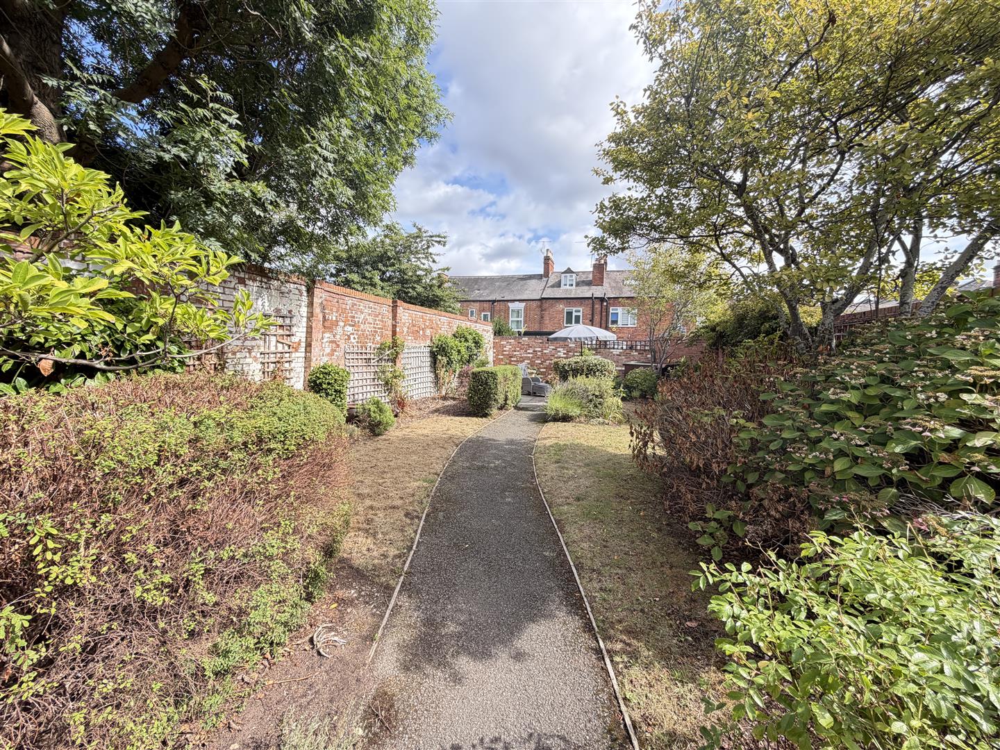 Montgomery Court, Coventry Road, Warwick 3