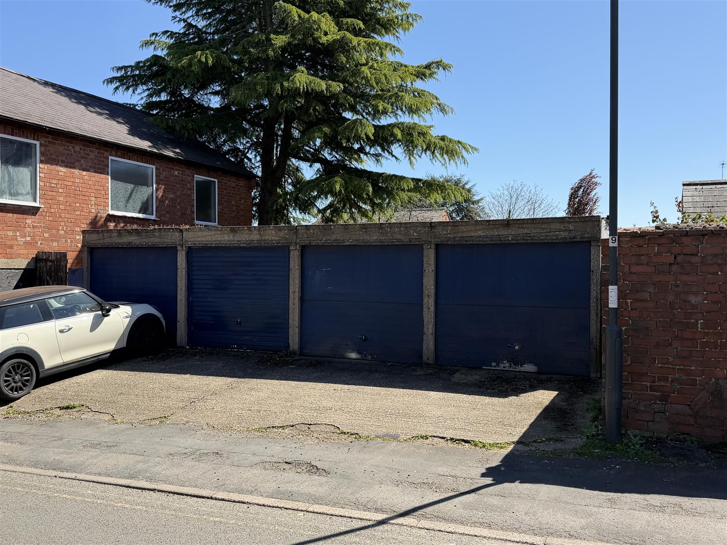 Garage, Kenilworth 1