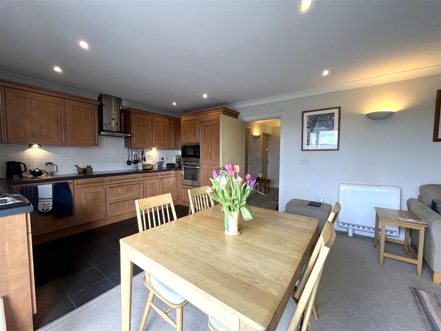 Bread And Meat Close, Warwick 6