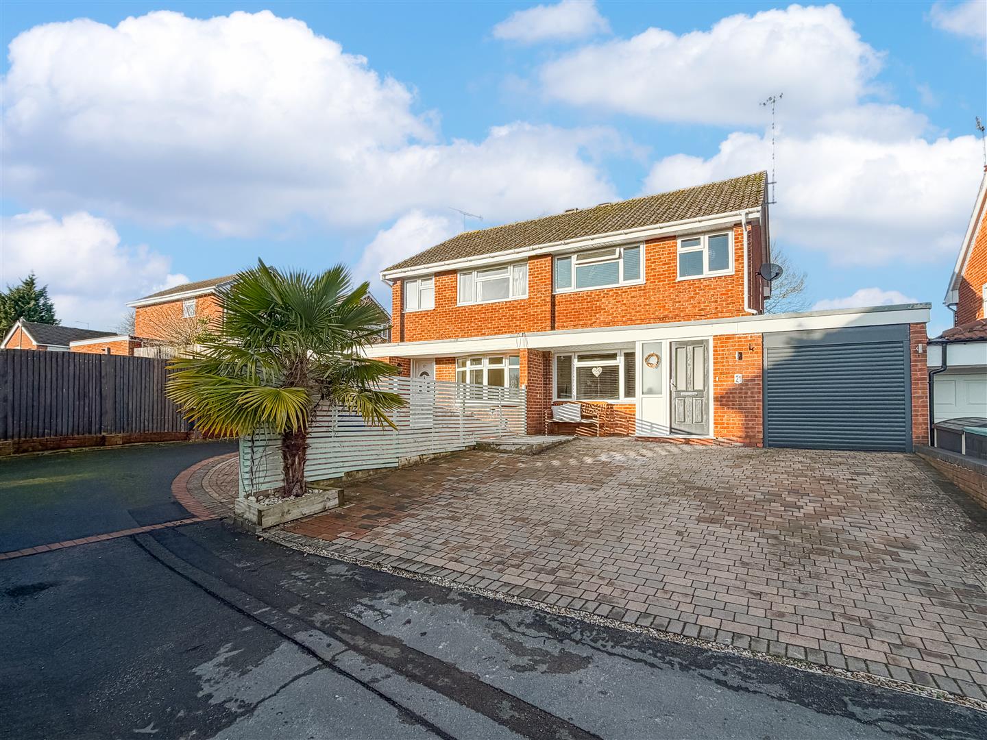 Yardley Close, Woodloes Park, Warwick