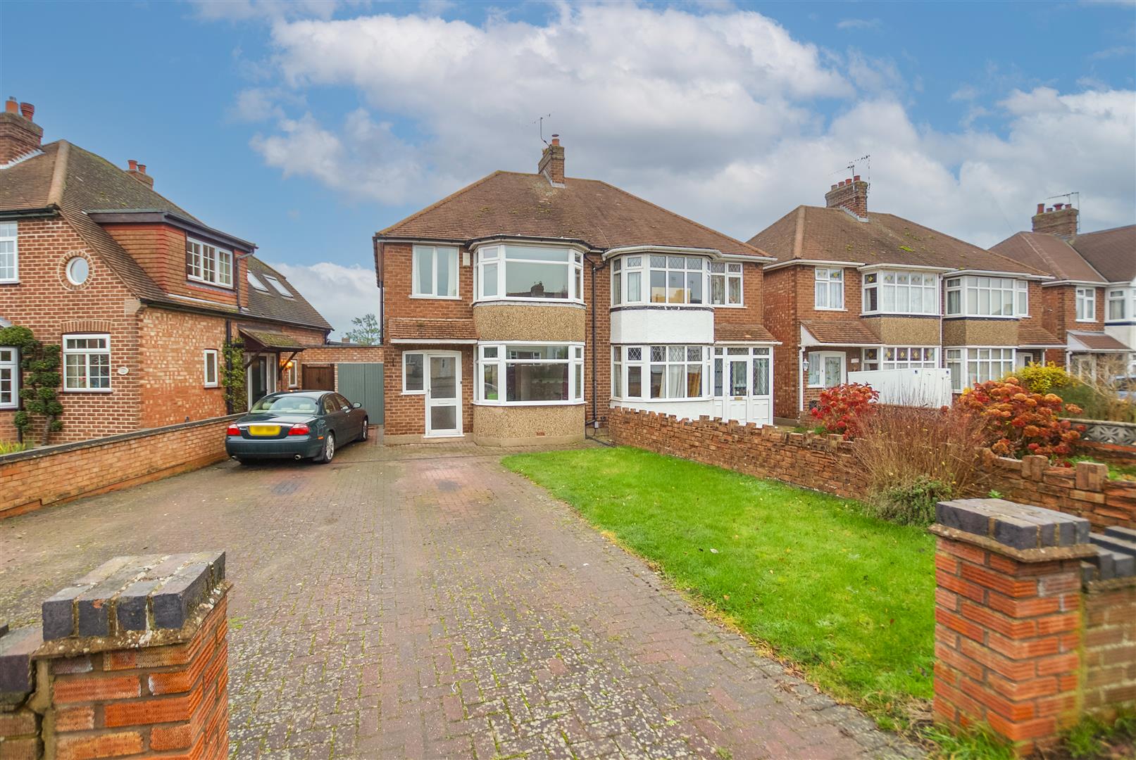 Heathcote Road, Whitnash, Leamington Spa, Warwickshire