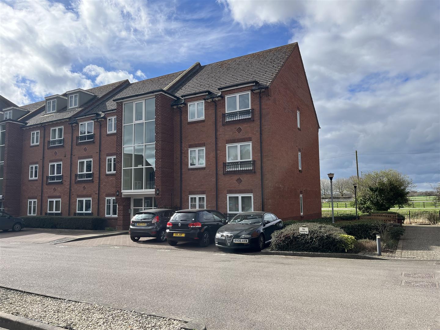 Bread And Meat Close, Warwick 1