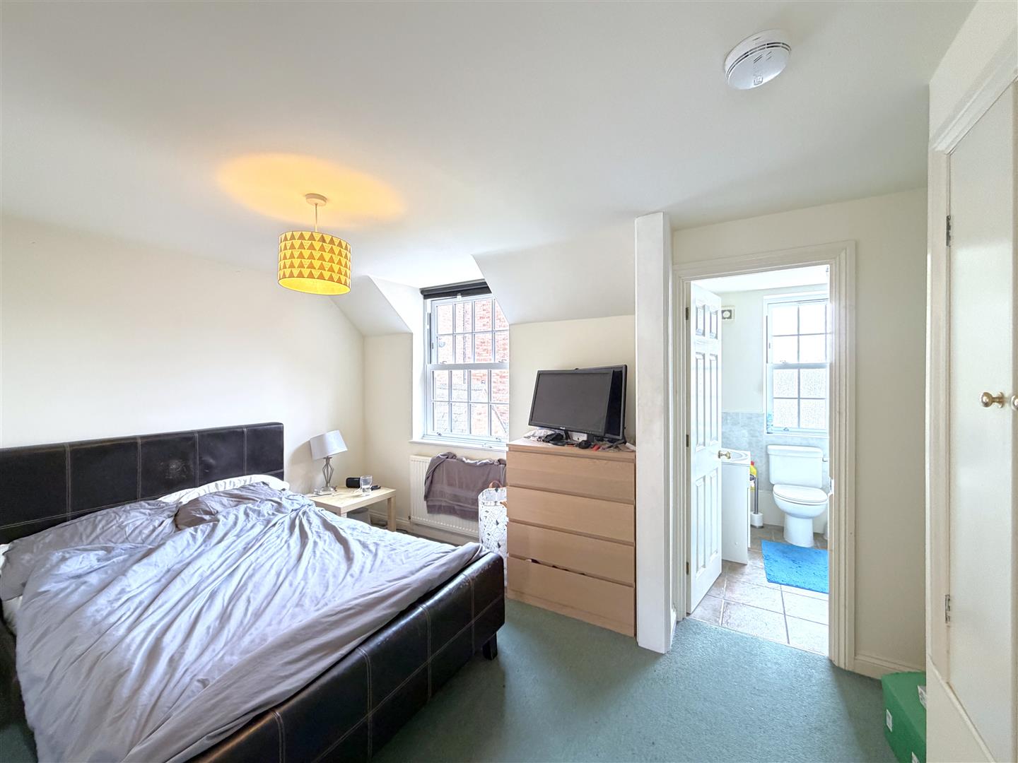 The Stables, Crompton Street, Warwick 7