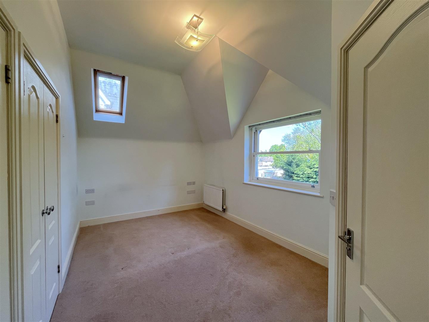 Saxon Court, Guys Cliffe Avenue, Royal Leamington Spa 14