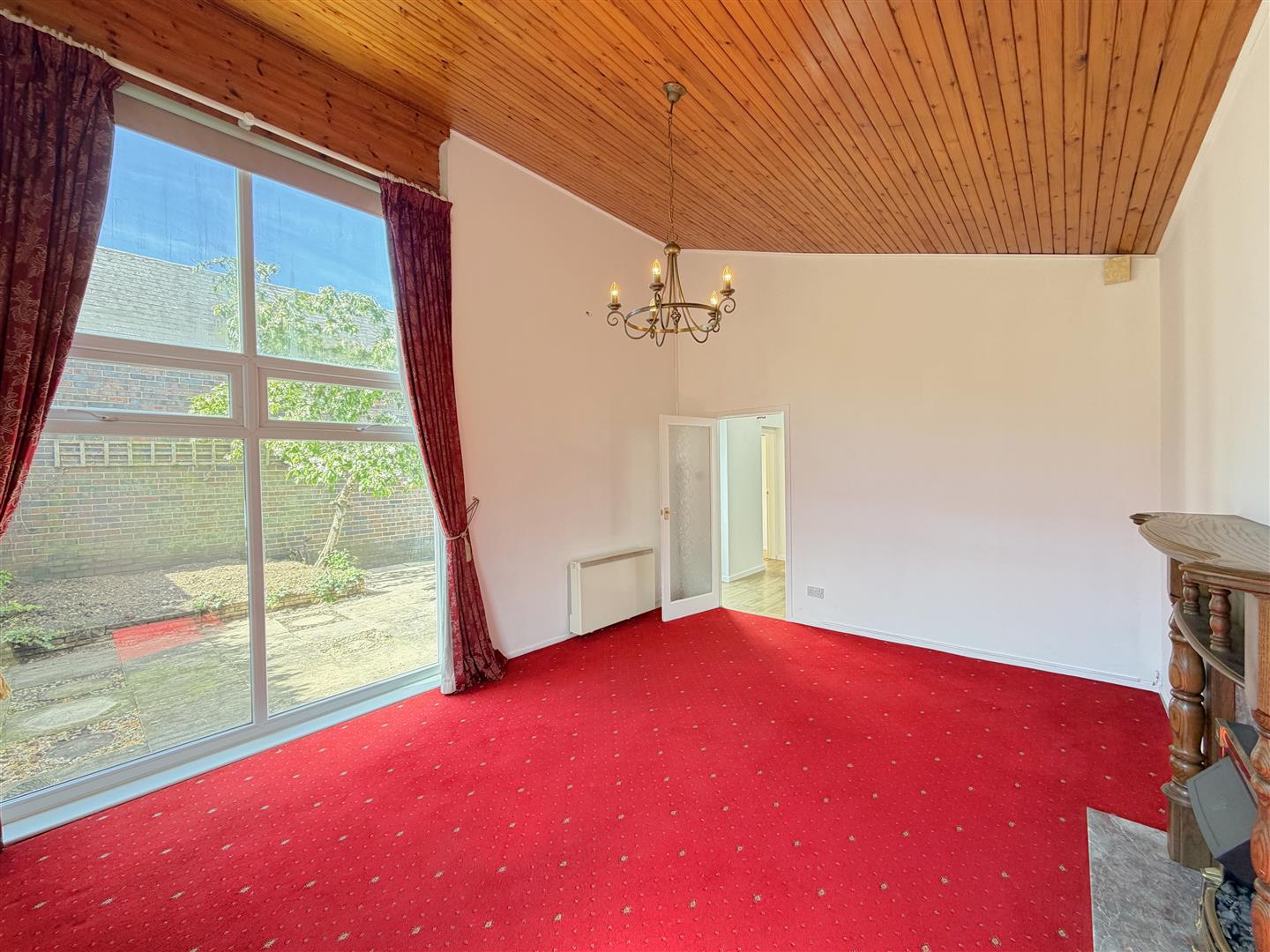 Fields Court, Off Cliffe Way, (or Coventry Rd) Warwick 8