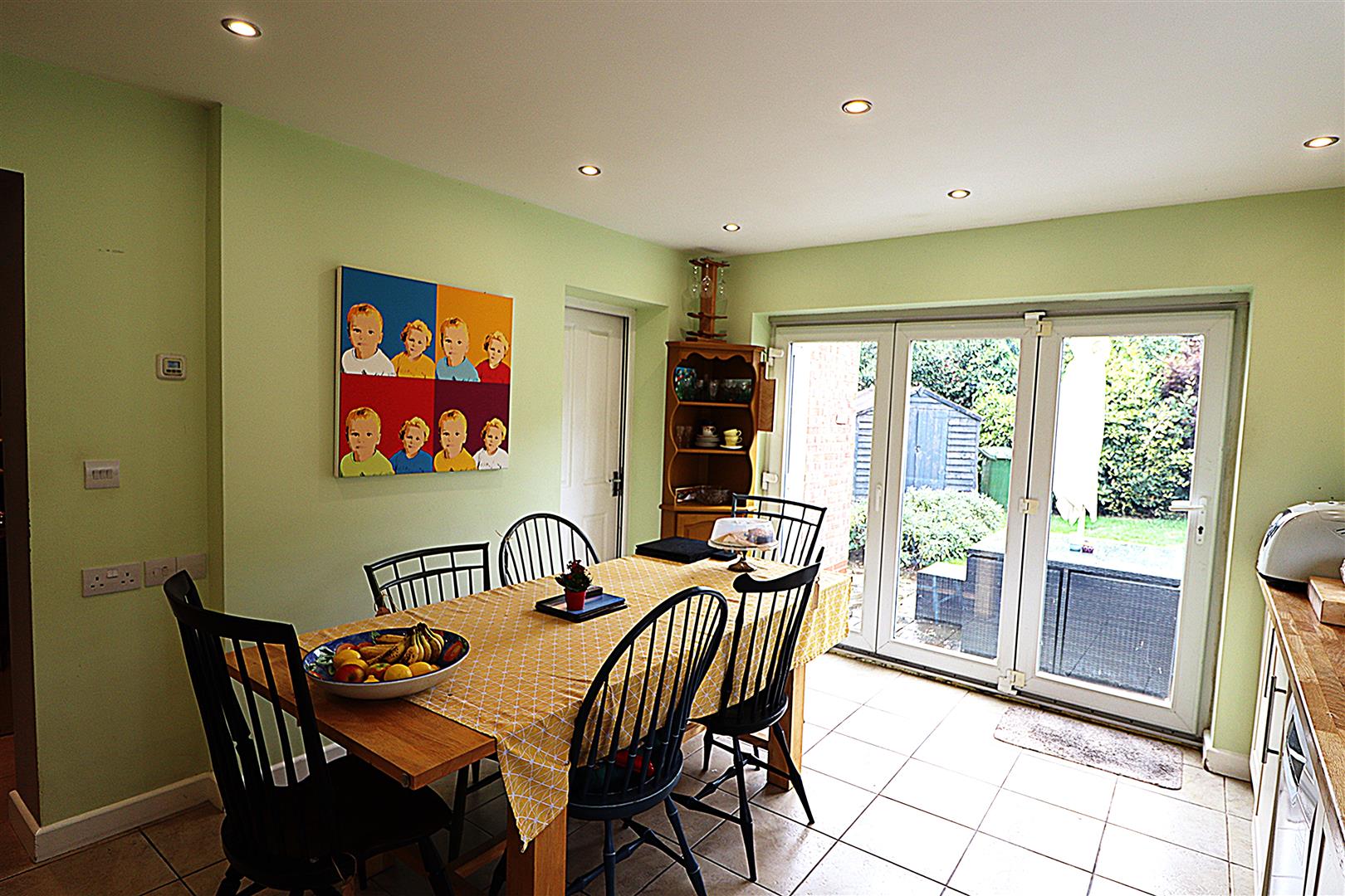Rich Close, Warwick 7