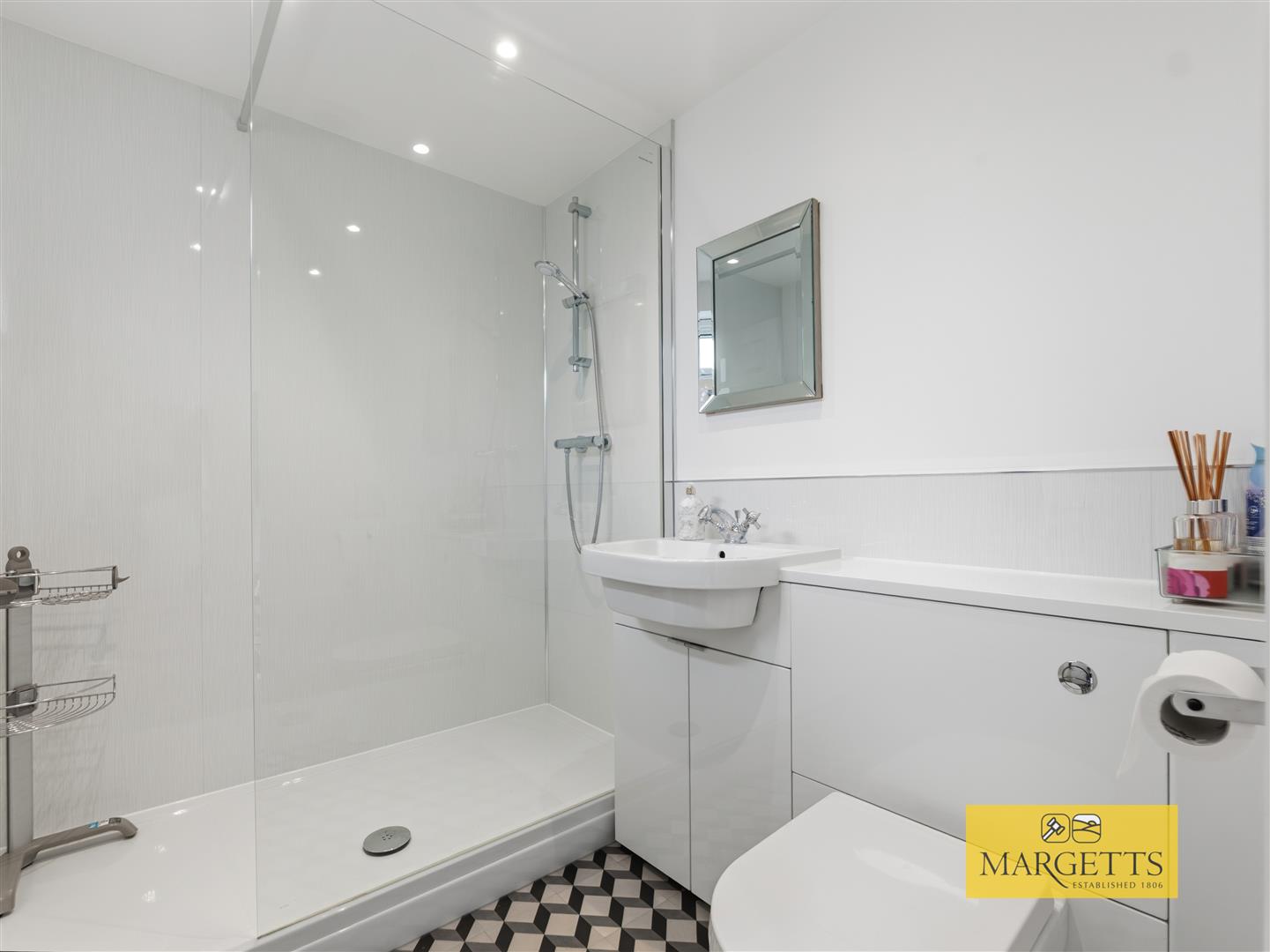 Mallory Drive, Warwick 6