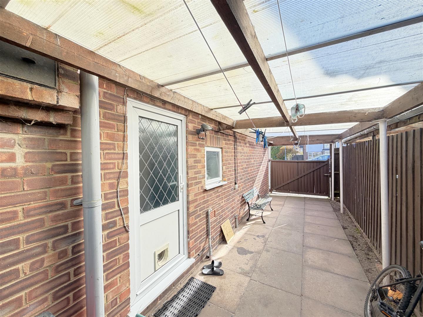 Leyfields Crescent, Warwick 18