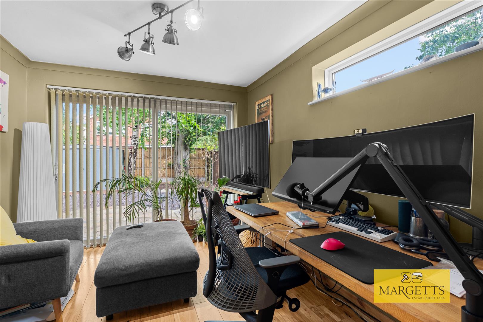 Brese Avenue, Woodloes Park, Warwick 11